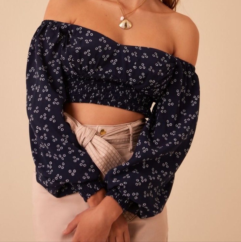 Finders Keepers Frida Floral Off The Shoulder Long Sleeve Crop Top Sz: L